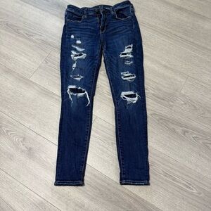American Eagle Distressed Next Level Blue Jeans Size 6R